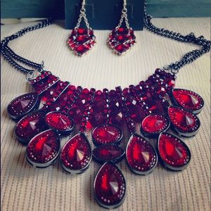 Red Statement Necklace with Matching Earings